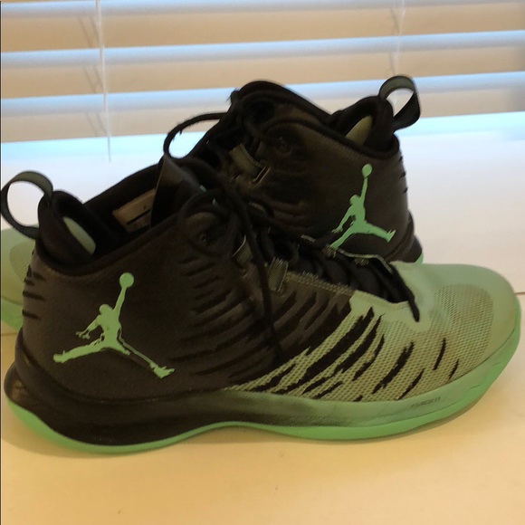 Air Jordan Super Fly 5 size 10.5 (Good condition) - Picture 4 of 7